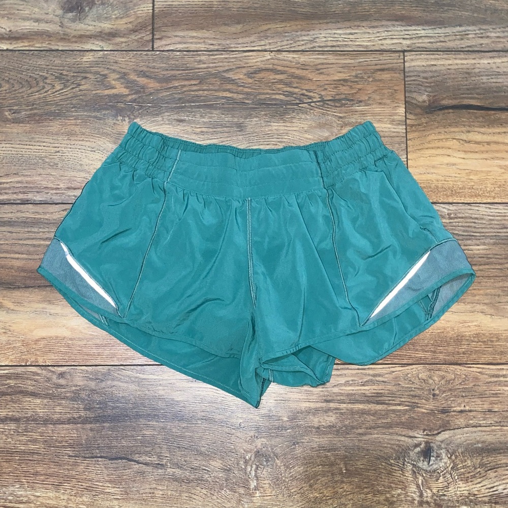 Lululemon Hotty Hot 2 in